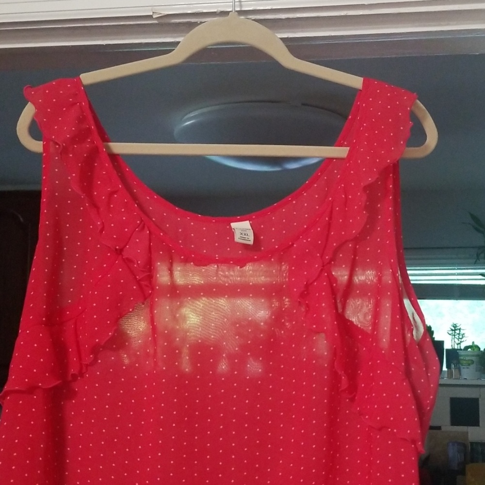 Top - Picture 2 of 4